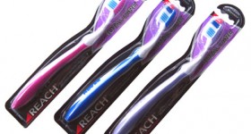 Giant/Martins: Free Reach Toothbrush & Reach Floss