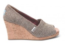 $5 off Toms Shoes + Free Shipping