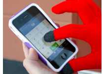 Tanga.com: Touchscreen Gloves Just $2.99 (Four Pair For $3.73 Each – Great Stocking Stuffer!)