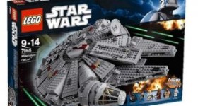 Toys R Us: 10% Cash-Back + LEGO Millenium Falcon Deal