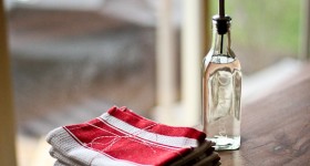 Last Minute Handmade Gift: Etched Dish Soap Bottle