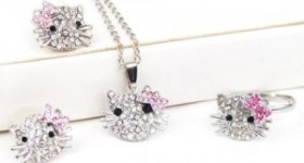 3-Piece Hello Kitty Jewelry Set for $2.29 SHIPPED!!