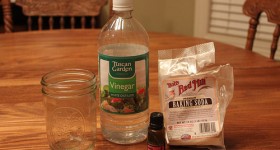 52 Different Ways to Save $100 Per Year: Make Your Own Homemade Cleaners {Week 5}