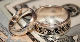How Having a Budget Brings Peace to Our Marriage