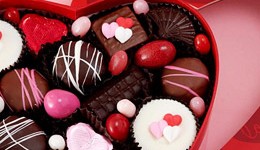 Win FREE Valentine Day’s Chocolates + free $10 gift cards!