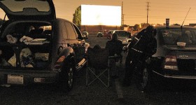 How to Organize a Fun Night Out (On a Budget)