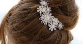 Jewelry Flowers Crystal Hair Clip just $4.58 shipped!